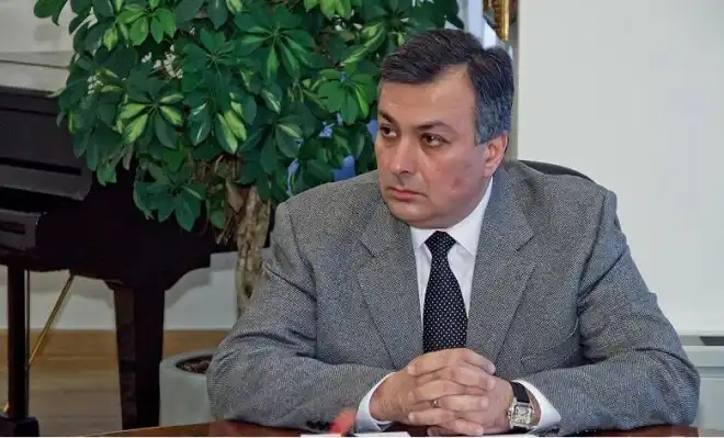 ՀՀ մշակոյթի նախարարի պաշտօնակատար Արմէն Ամիրեանը հրաժարական տուած է