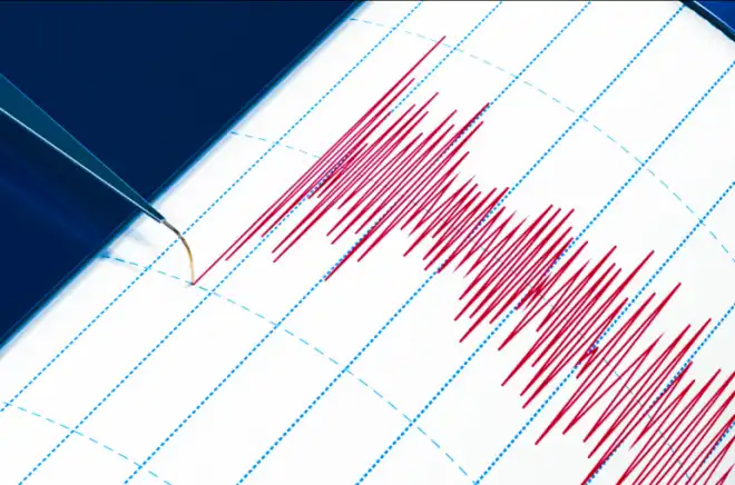Երկրաշարժ Ելփին  գիւղին մերձ