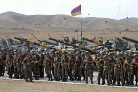 Զոհուած, Մահացած ու Հաշմանդամութիւն Ունեցող Զինծառայողներու Ընտանիքներու Բնակարանային Խնդիրը Մինչեւ Տարեվերջ Պիտի Լուծուի. ՀՀ Պաշտպանութեան նախարար