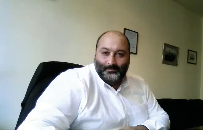Մեր երկիրը հիմքէն մաքրելու կարիք կայ. Վարազդատ Կարապետեան տուաւ  իր հրաժարականը