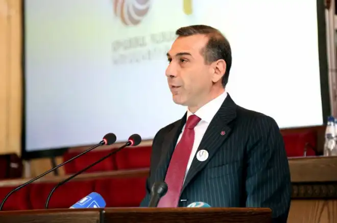 Հայաստանի մէջ նոր կուսակցութիւն՝ «Միացեալ  Հայաստան», իսկ նախագահը՝ Երուանդ Թարվերդեան