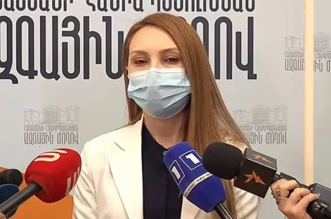 Ըստ Մակունցի Փաշինեան  հրաժարական պիտի տայ ապրիլի վերջը