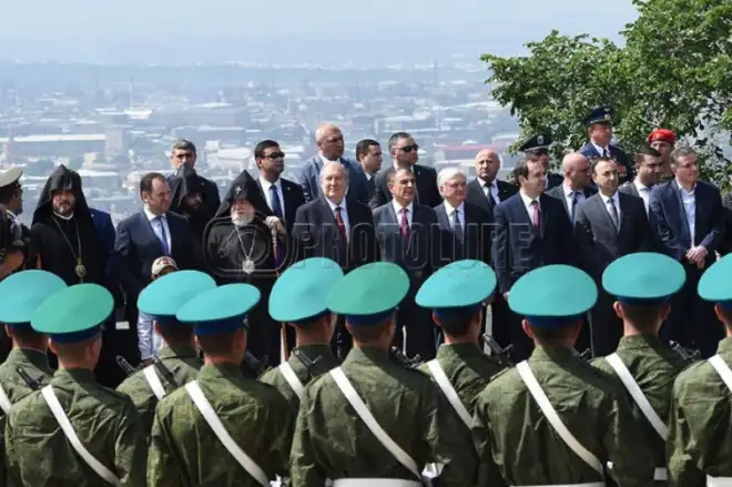 Յաղթանակի  օրուան  տօնակատարութիւն  Երեւանի մէջ