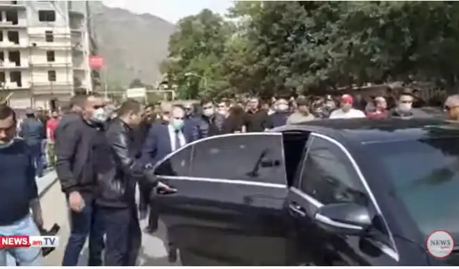 Փաշինեանի Սիւնիք այցը կ'ընթանայ լարուած իրավիճակի մէջ