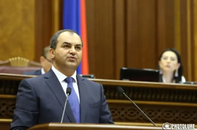 ԱԺ արտահերթ նիստ. Օրակարգով կը քննարկուի Մանուէլ Գրիգորեանը անձեռնմխելիութենէ զրկելու հարցը