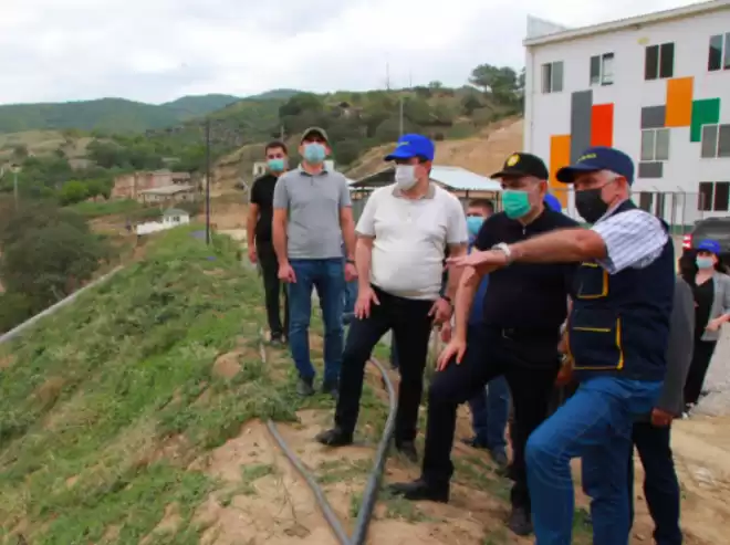 Փաշինեան եւ Յարութիւնեան   այցելած են  Կաշէնի  համալիր