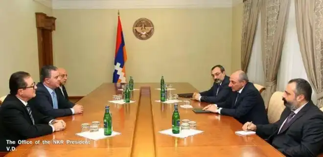 ԼՂՀ նախագահ Բակօ Սահակեան ընդունեց ՍԴՀԿ կեդրոնական վարչութեան պատուիրակութիւնը