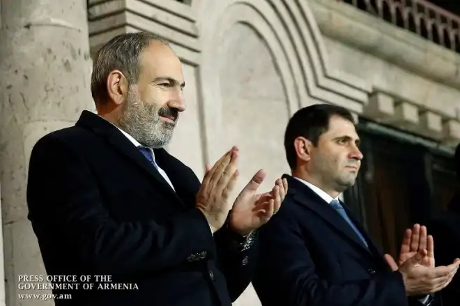 Փաշինեան մարզադաշտէն հետեւեցաւ Հայաստան-Ֆինլանտա խաղին (Լուսանկարներ)