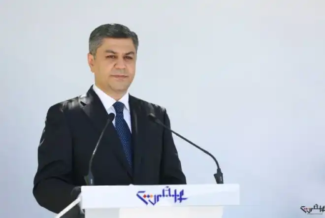 Արթուր Վանեցեան ընտրուեցաւ «Հայրենիք» կուսակցութեան նախագահ