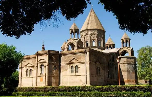 Մայր Աթոռում տեղի ունեցավ եպիսկոպոսների ժողով