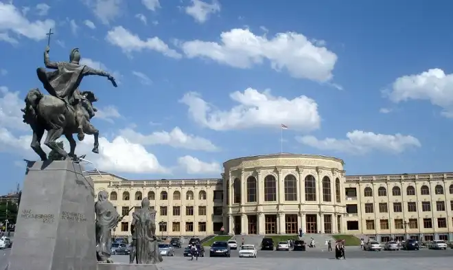 Գյումրիում կրակոցների հետեւանքով զոհված տղամարդիկ հորեղբոր որդիներ են