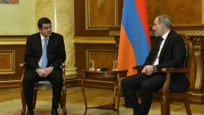 Կայացած է Փաշինեան-Յարութիւնեան հանդիպում՝ Երեւանի  մէջ (Տեսանիւթ)