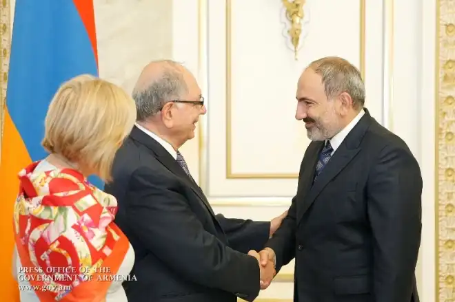 Վարչապետը ընդունած է Ամերիկայի Հայ Աւետարանչական ընկերակցութեան գործադիր տնօէրն Զաւէն Խանճեանը