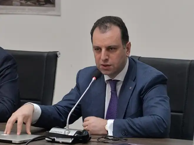 Վիգէն Սարգսեան կ'անդամագրուի ՀՀԿ-ին
