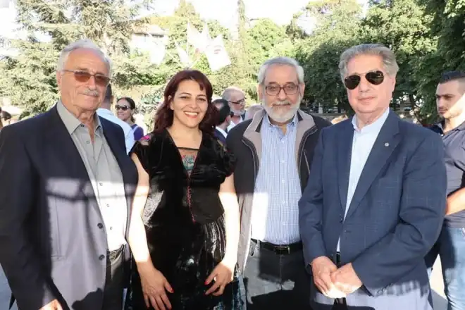 «Հմայիչ Հայաստանը՝ Բիքֆայայում». Ամին Ժմայելին հյուրասիրել են հայկական կոնյակ ու չիր