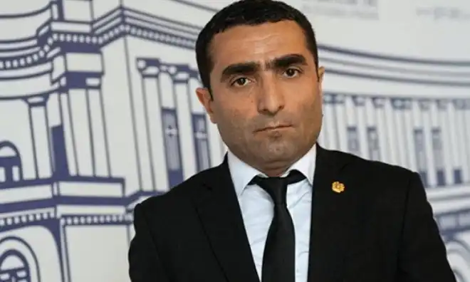 Ռոմանոս Սահակեան պիտի դադրի Կոտայքի մարզպետի իր պաշտօնէն