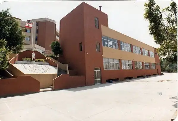 Դրուագներ «Հռիփսիմեանցի պատմութիւնէն». Աւետիս Ռազմիկ