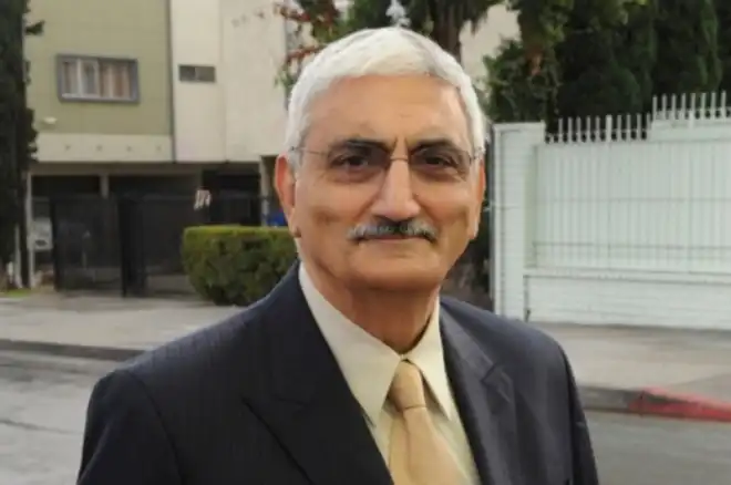 Երկու հարիւր. Գէորգ Պետիկեան