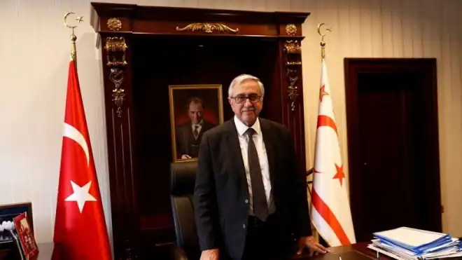 Թուրքերը կը յարձակին միմեանց վրայ․ կիպրացի թուրք ղեկավարը կը քննադատէ Թուրքիան