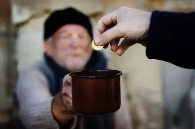 Երջանկաբեր է տա՛լը