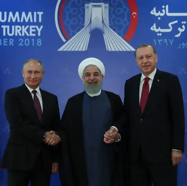 Իտլիպի խնդրի լուծումէն վերջ, քաղաքական կարգաւորումներու սեղա՞ն