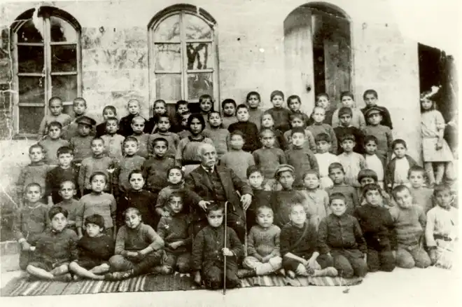 Հալեպի հայկական որբանոցը՝ 1915-1924 թթ..  Լուսանկարներ