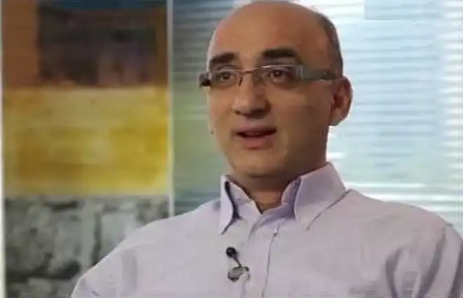 Եթէ ոչ ես, հապա ո՞վ.  Րաֆֆի Տուտագլեան