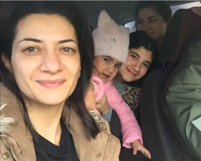 Ըստ Նարեկ Սամսոնեանի  Փաշինեանի ընտանիքի անդամները կը գտնուին Գանատա