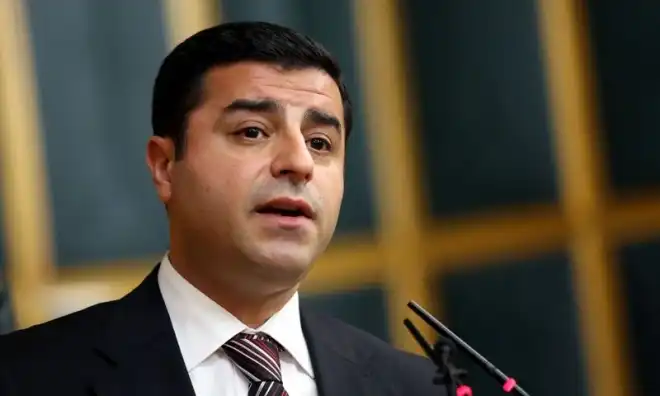 Էրտողանն Ու Տաւութօղլուն Նոր Պատերազմ Հրահրելու Ոգեւորութեան Մէջ Են. Սելահէտտին Տէմիրթաշ