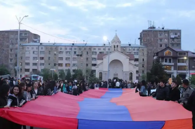 «Յիշում ենք եւ պահանջում». Ստեփանակերտի մէջ նշուեցաւ Հայոց Ցեղասպանութեան 106 -րդ տարելիցը