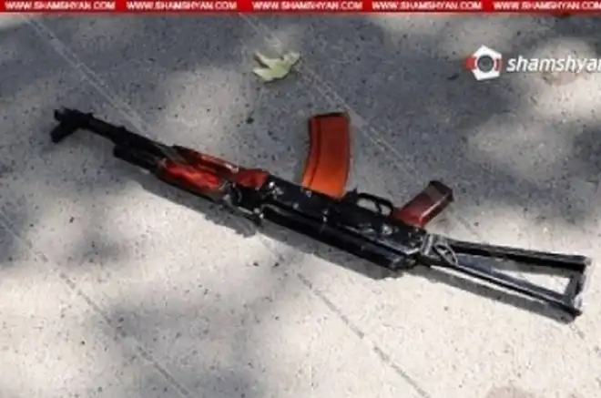 27-ամեայ Երեւանցի երիտասարդը հրազէնային վիրաւորումներով հիւանդանոց փոխադրուած է