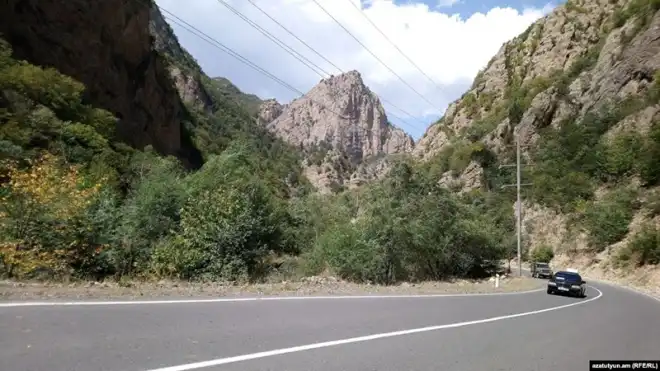 Թրքական օդուժի  երկու  Էֆ-16 հարուածած են Հատրութի եւ  Մարտունիի  խաղաղ բնակչութեան   շրջանները