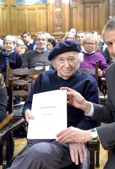 ԱԶԳ. Հայաստանում հայտնի 90-ամյա հրեա գրողը մրցանակ է ստացել