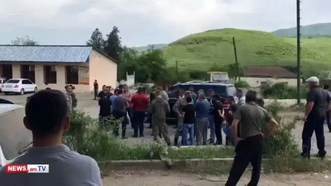 Կարմիր Շուկան կը դիմադրէ ատրպէյճանցիներուն