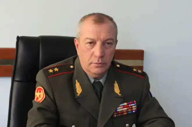 Զօր. Ապրիամովը միացաւ Փաշինեանի հրաժարականը պահանջողներուն