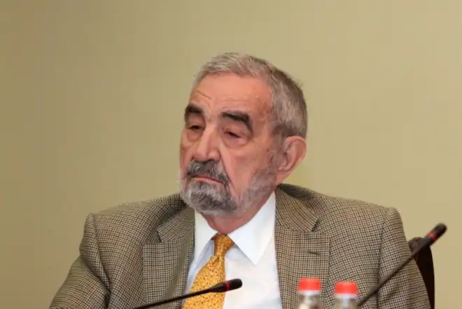 Մահացել է ազգային բարերար Հրայր Հովնանյանը