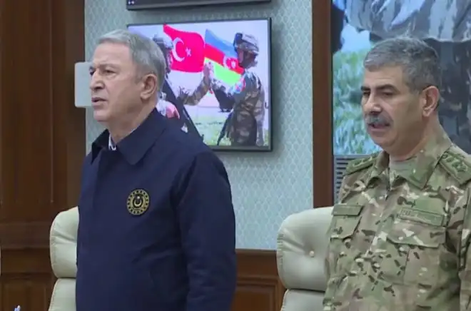 Թուրքիոյ եւ Ատրպէյճանի Պաշտպանութեան նախարարները քննարկած են փոխգործակցութեան հարցեր