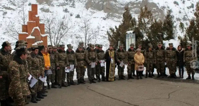 Զինուորները յարգած են հայրենի նահատներուն յիշատակը