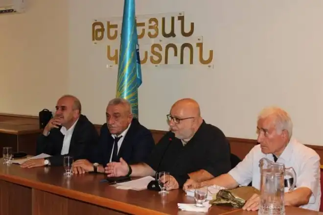Գիրքերու ներկայացում Երեւանի մէջ