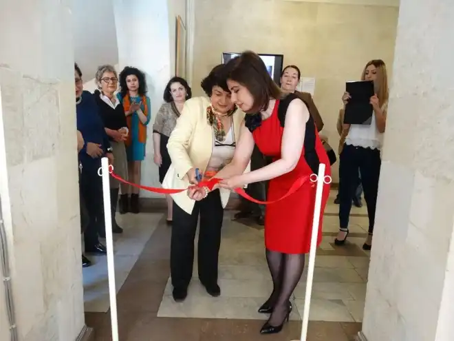 Երևանում բացվել է ցուցահանդես՝ նվիրված միջազգային ճանաչման արժանացած առաջին հայ ջութակահարուհուն