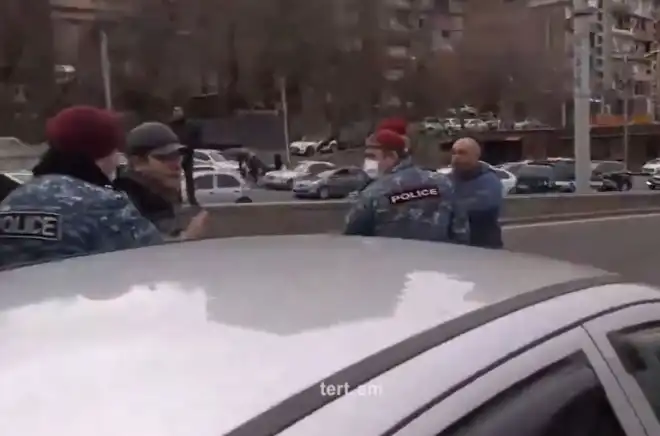 Քաղաքացիներ անհնազանդութեան քայլեր կը կատարեն Երեւանի մէջ. Կան բերման ենթարկուածներ