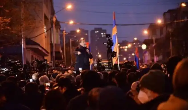 Փաշինեան մինչեւ 8 Դեկտեմբեր ժամանակ ունի. Իշխան Սաղաթէլեան