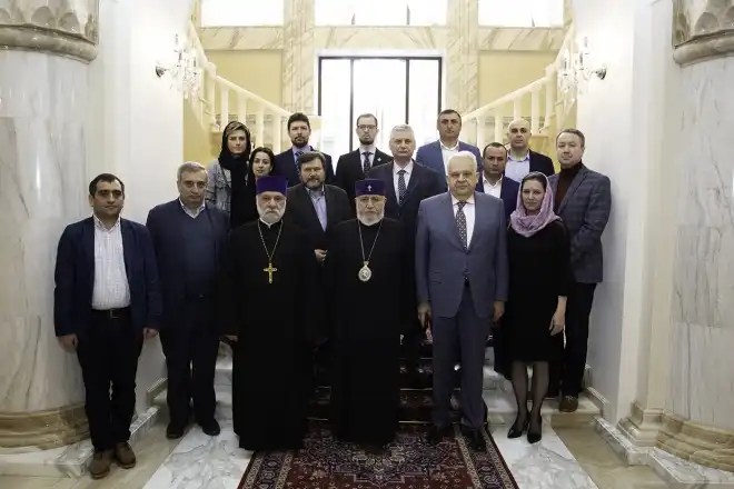 Հանդիպում մոսկովյան պայմանագրի 100-ամյակի առիթով կլոր սեղան-քննարկման մասնակիցների հետ