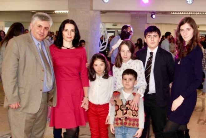 Արմենպրես. 25 տարի հետո Պապյանների ընտանիքը որոշել է տեղափոխվել Հայաստան