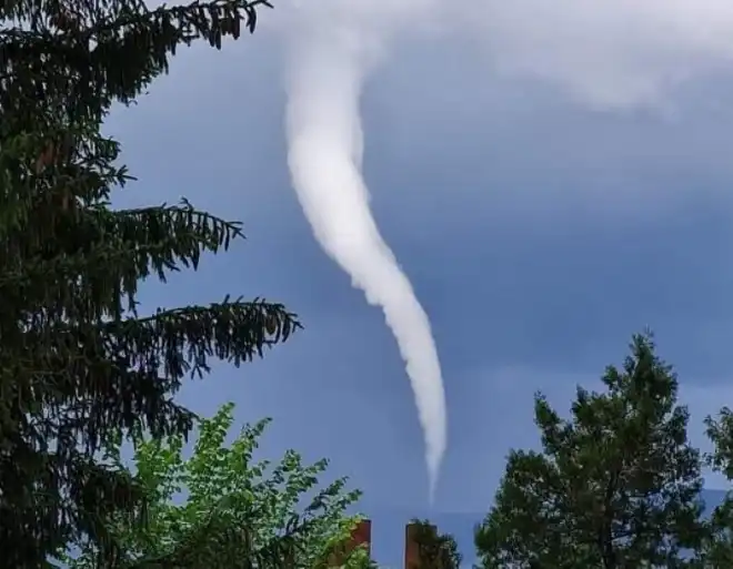 Պտտահողմ՝  Ստեփանաւանի մէջ