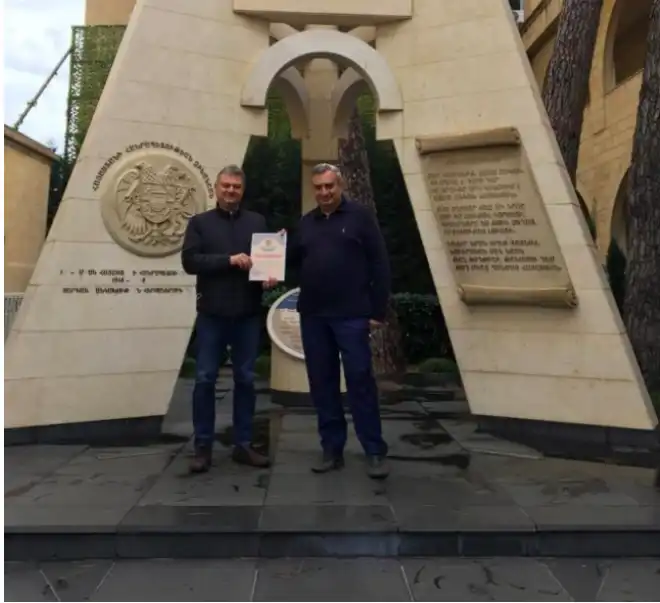 Հայաստանի ԳԱԱ-ի Պատմութեան Հիմնարկը Կը Գնահատէ «Ազդակ»-ի Գործունէութիւնը