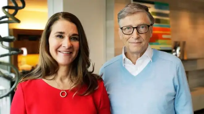 27 Տարուան համատեղ կեանքէ ետք, Պիլ Կէյթց պիտի ամուսնալուծուի