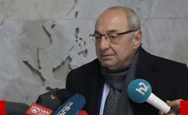 «Որոշ պատասխաններ մեզ  բաւարարեցին» Վազգէն  Մանուկեանը ԱԳ նախարարի հետ  հանդիպման մասին
