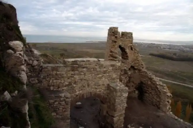 Հնագոյն Վանի ամրոց մը յայտնաբերուած է