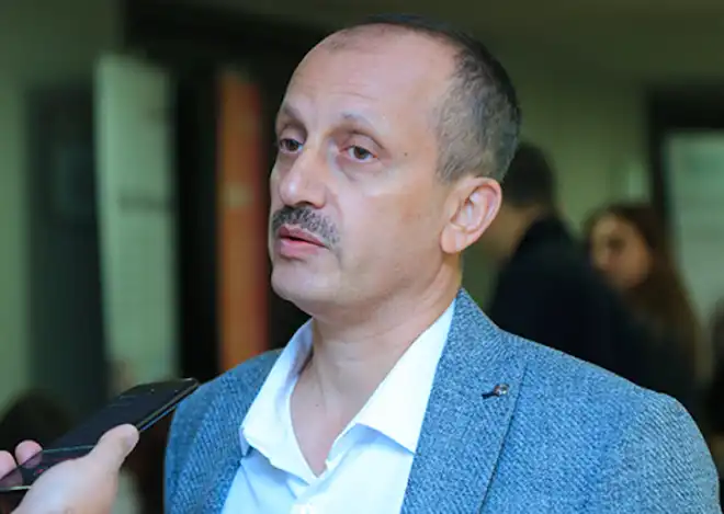 Հալէպահայ  յայտնի սրտաբան՝  Մհեր Սուսանի  պարգեւատրուեցաւ (Լուսանկար)